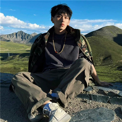 唯美高雅有诗意的微信头像图片男(精选24张)