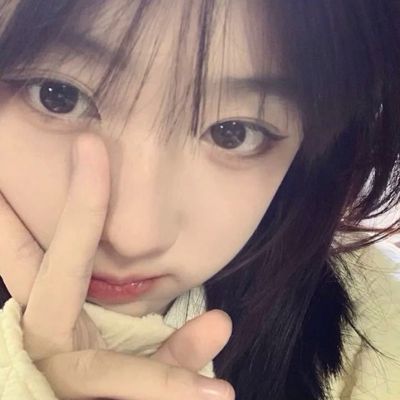 高雅有诗意的微信头像女(精选24张)