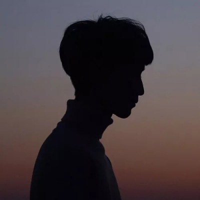 比较独特的情侣头像单人(精选24张)