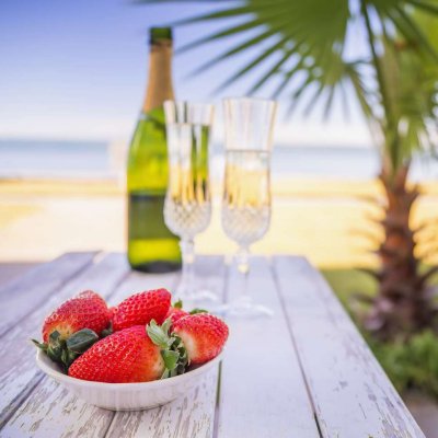 夏季清凉微信头像图片大全男(24张)