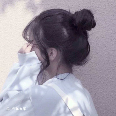 给人一种阳光的头像女背影(22张)