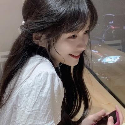 百看不厌的微信头像女生(14张)