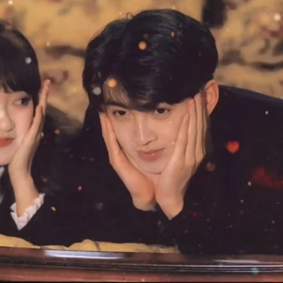 高清真人一男一女情头图片大全可爱(18张)