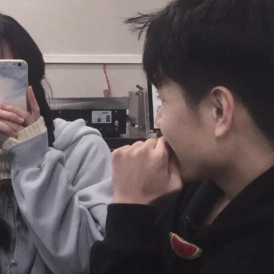 真人情头一男一女分开图片霸气(精选18张)