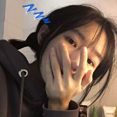 又酷又拽的女生头像图片(精选18张)