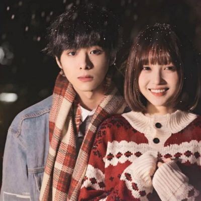 一左一右创意情侣头像(精选22张)