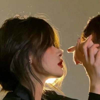 高级感十足情头(精选34张)