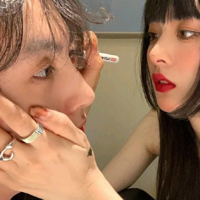 高级感十足情头(精选34张)