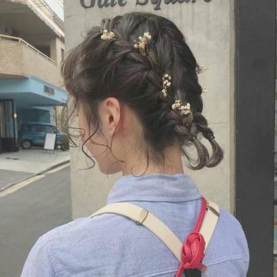 有意境的女孩头像(22张)