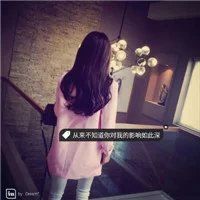 女生伤感的背影头像(精选24张)