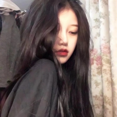 高清微丧女生头像(24张)