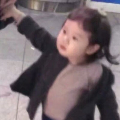 网红小女孩的头像(精选24张)