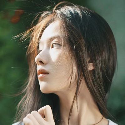 高清真人女孩头像(26张)