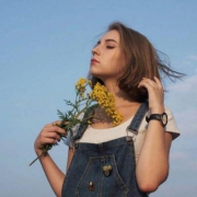 欧美特好看的微信头像(24张)