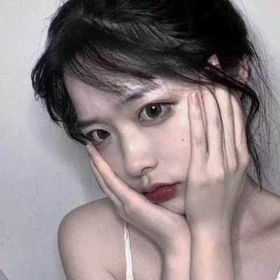 女头伤感孤独高清头像(精选24张)