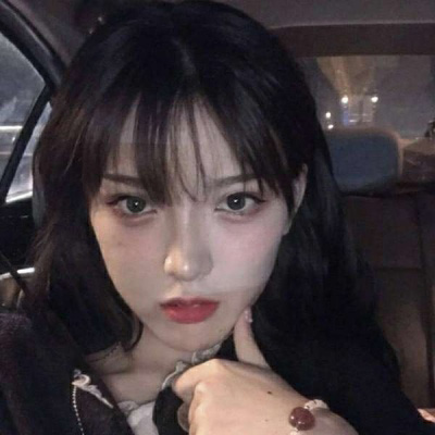 女头伤感孤独高清头像(精选24张)