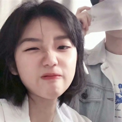 不易察觉情侣头像(24张)