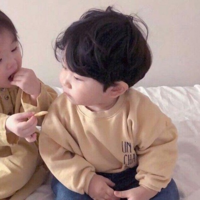 最火可爱萌娃情头(精选22张)