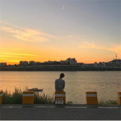 唯美风景情侣头像两张一组(精选18张)