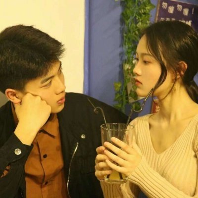 一左一右创意情侣头像(24张)