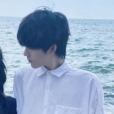 一左一右创意情侣头像(24张)