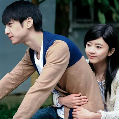 表达自己恋爱的微信头像(18张)