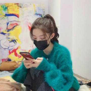 侧脸扎马尾辫女生头像(18张)