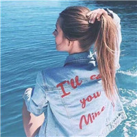 侧脸扎马尾辫女生头像(18张)