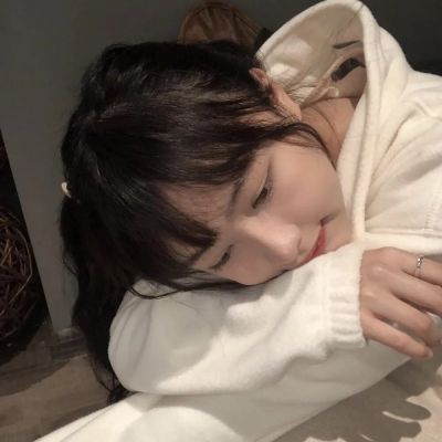 高清霸气最酷的2023女生头像图片(28张)