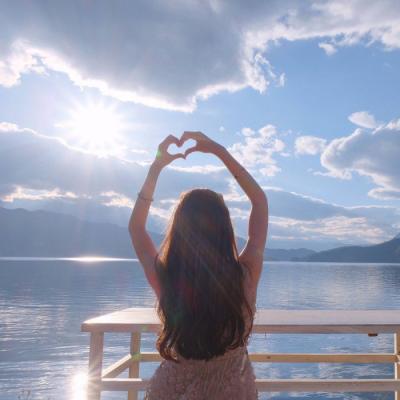 仙气飘飘的女生背影头像(精选22张)