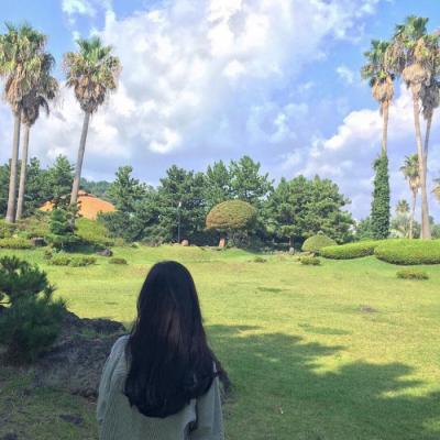 仙气飘飘的女生背影头像(精选22张)