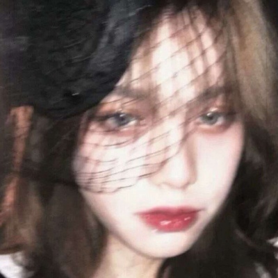 高冷清纯美女头像(精选24张)