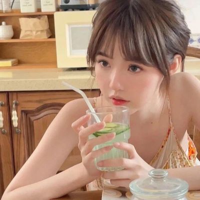 女生头像高冷气质头像(精选28张)