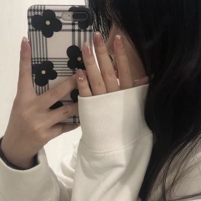 女生头像高冷气质头像(精选28张)