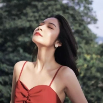 红色好看的头像(精选24张)