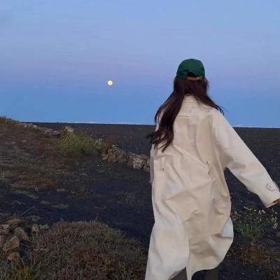 清新干净女头像(24张)