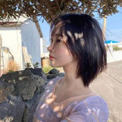 清新干净女头像(24张)