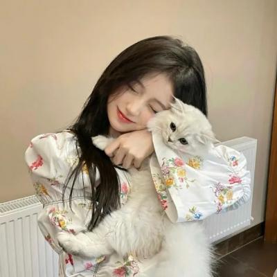 清新干净女头像(24张)