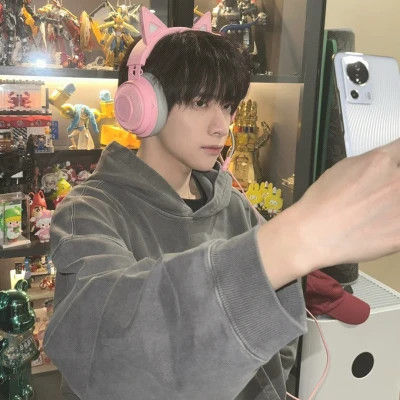 二零二一年男生头像(精选18张)