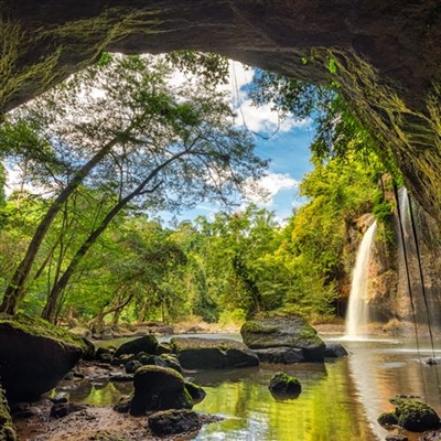 旺财山水画图片头像(18张)