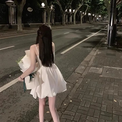 女生专用的好看头像(24张)