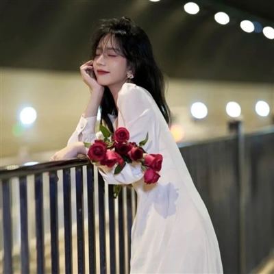 女生专用的好看头像(24张)