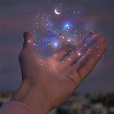 干净又好看的气质头像(精选18张)