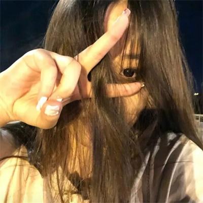 网红图片可爱女生头像(精选20张)