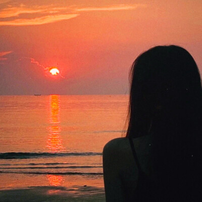 最火爆的女生头像(24张)