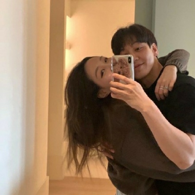 吻在一起的情侣头像(33张)