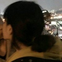 吻在一起的情侣头像(33张)