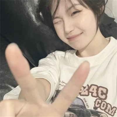 高清可爱的女生头像(32张)