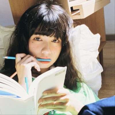 高清可爱的女生头像(32张)