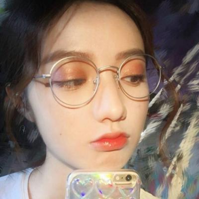 高清好看的戴眼镜成熟女生头像图片(36张)